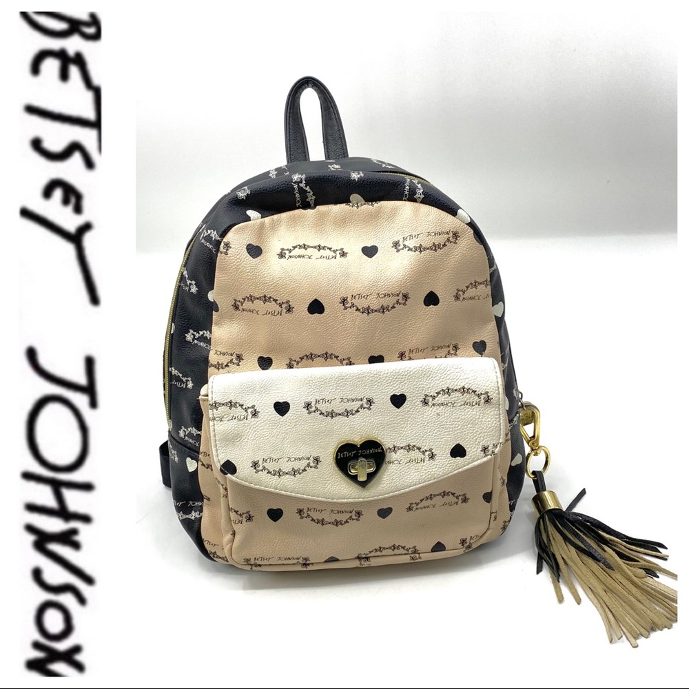 💕SALE💕 Betsey Johnson Floral Tassel Backpack